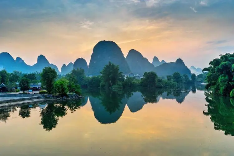 绿色独特先进